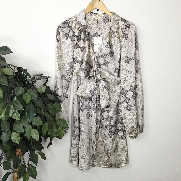 NWT Promesa Mykonos Satin Dress - Picture 1 of 6